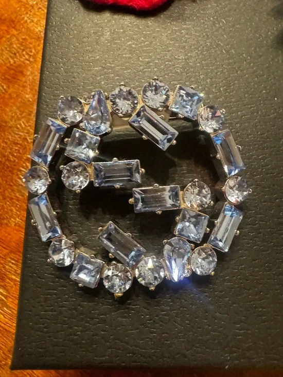Sparkling double g Gucci reworked Blue Crystal Statement Brooch - Women Jewelry - Picture 3 of 3